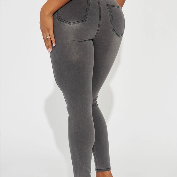 Fashion Nova Women's High Rise Skinny Jeans - Picture 2 of 10